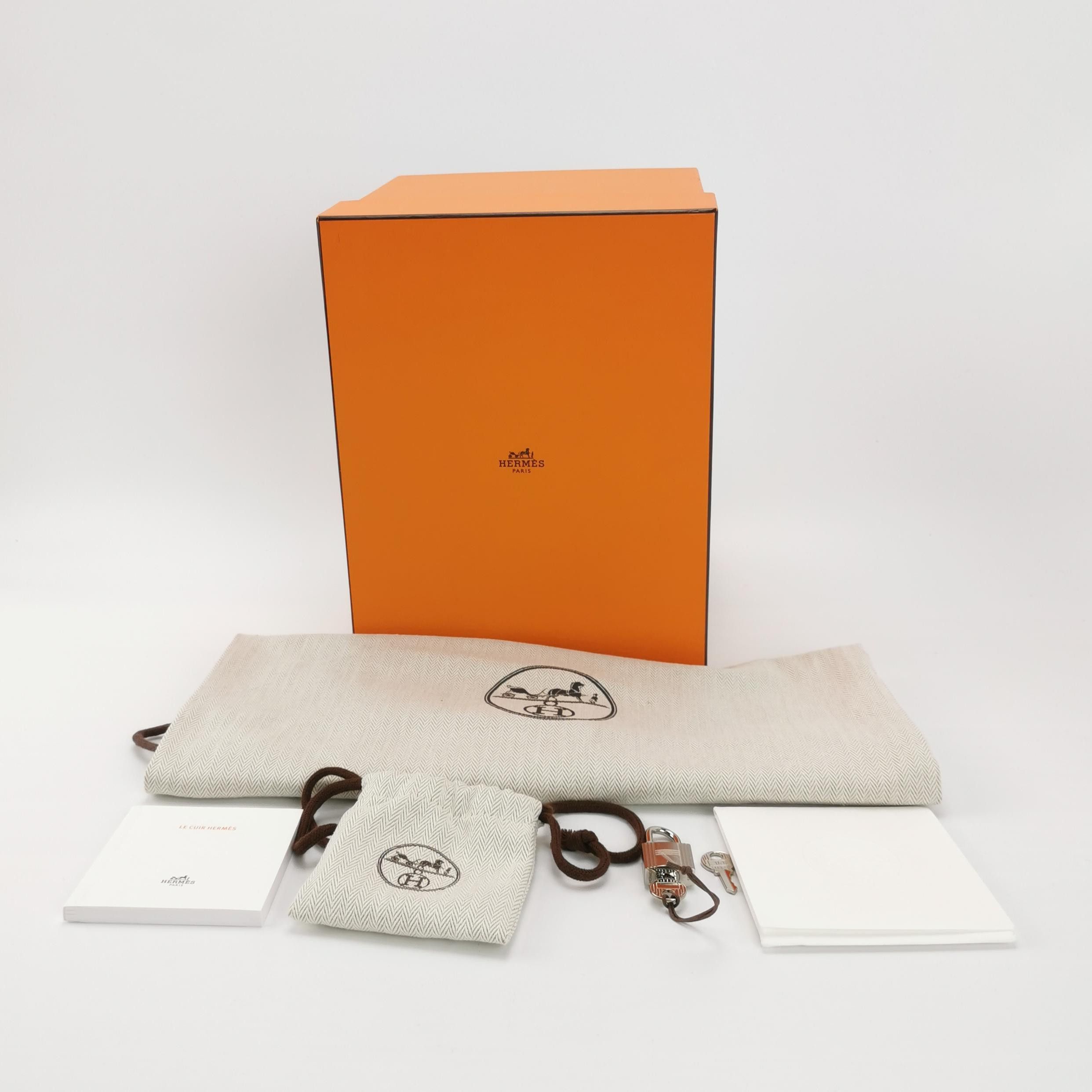 Hermes Hermes Women os Tote Bags Size ONE SIZE - 9 Thumbnail
