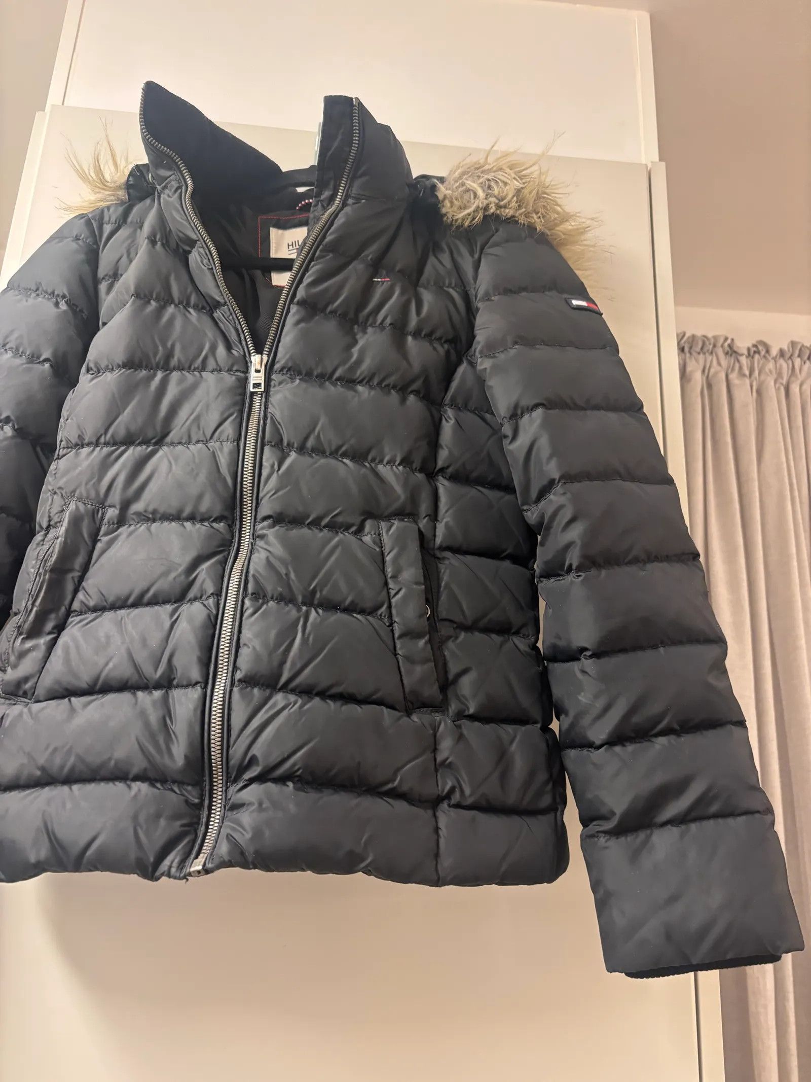 Tommy Hilfiger Tommy Hilfiger Down Jacket Size XS / US 0-2 / IT 36-38 - 3 Thumbnail