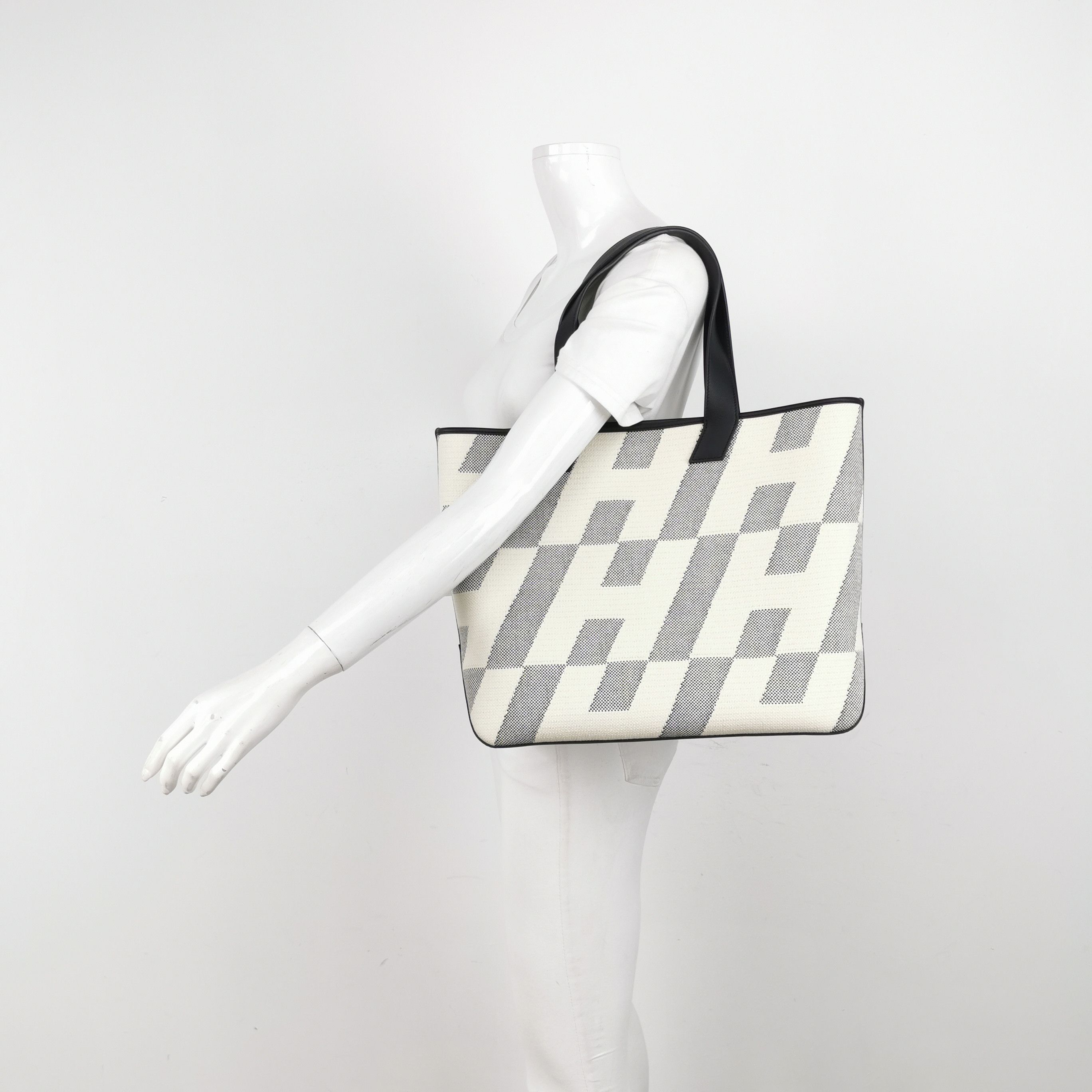 Hermes Hermes Women os Shoulder Bags Size ONE SIZE - 2 Thumbnail