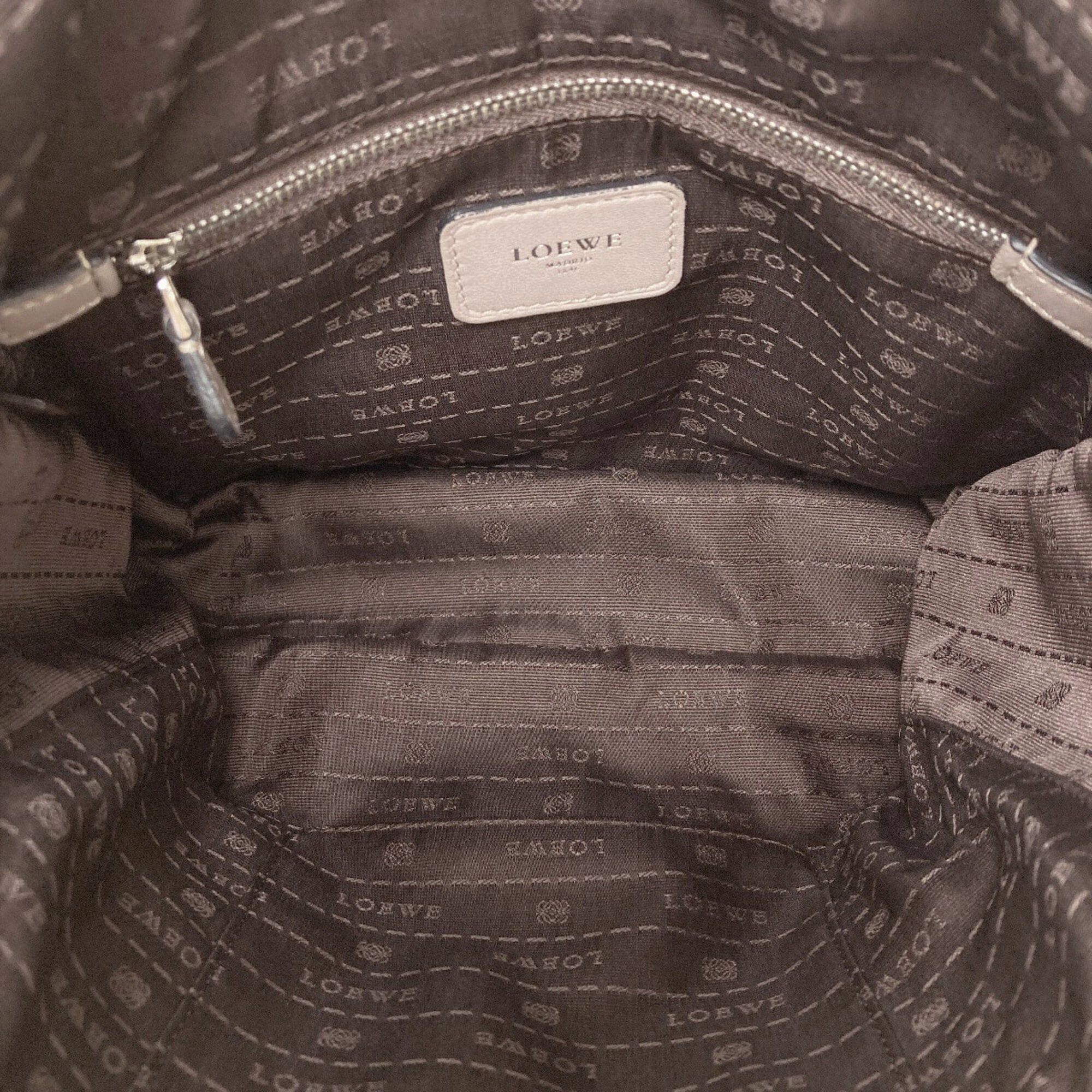 Loewe Loewe Anagram 2-Way Shoulder Bag, Lambskin, Women's Size ONE SIZE - 5 Thumbnail