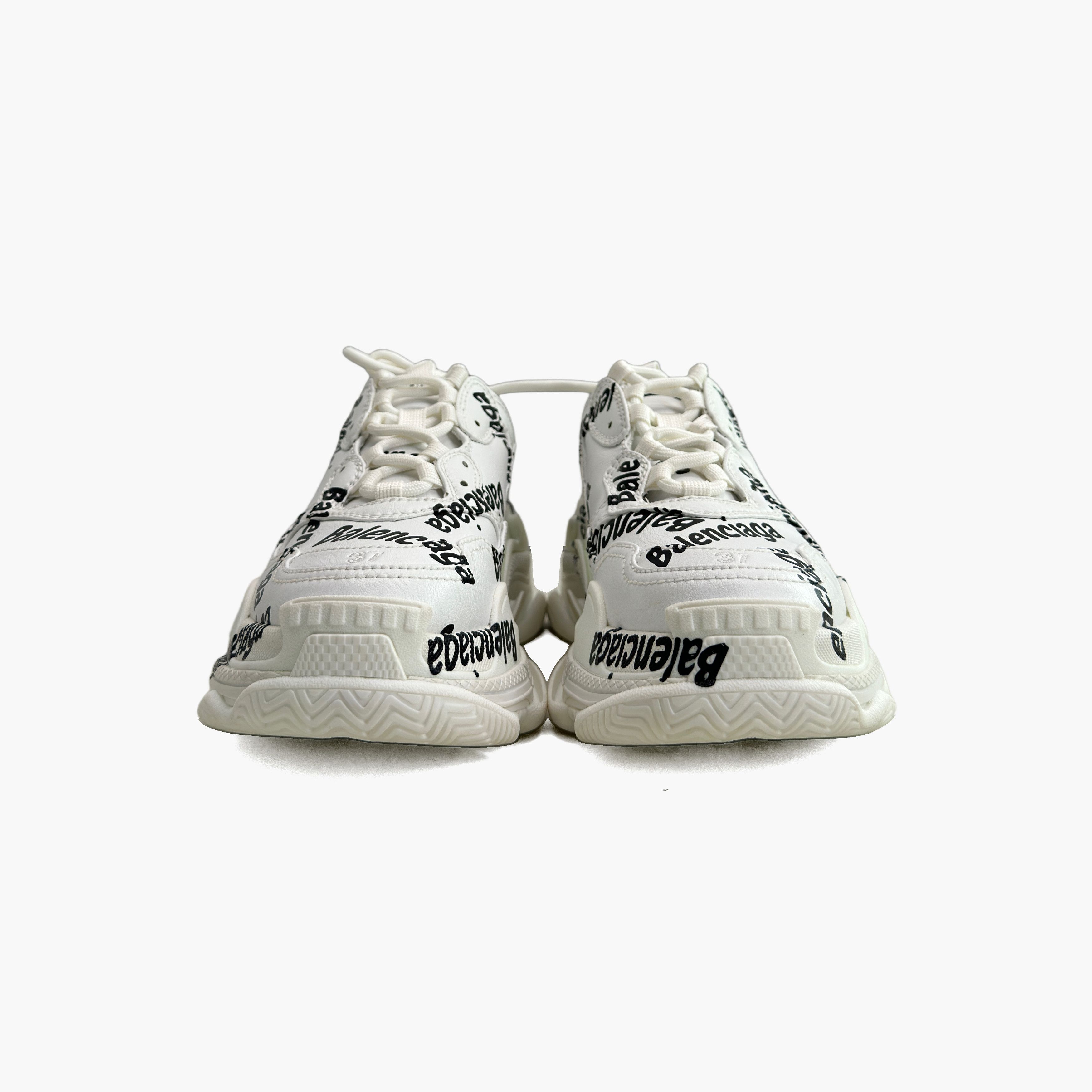 Balenciaga Balenciaga Logo Print Triple S Sneakers Size 37 Size US 7 / IT 37 - 5 Thumbnail