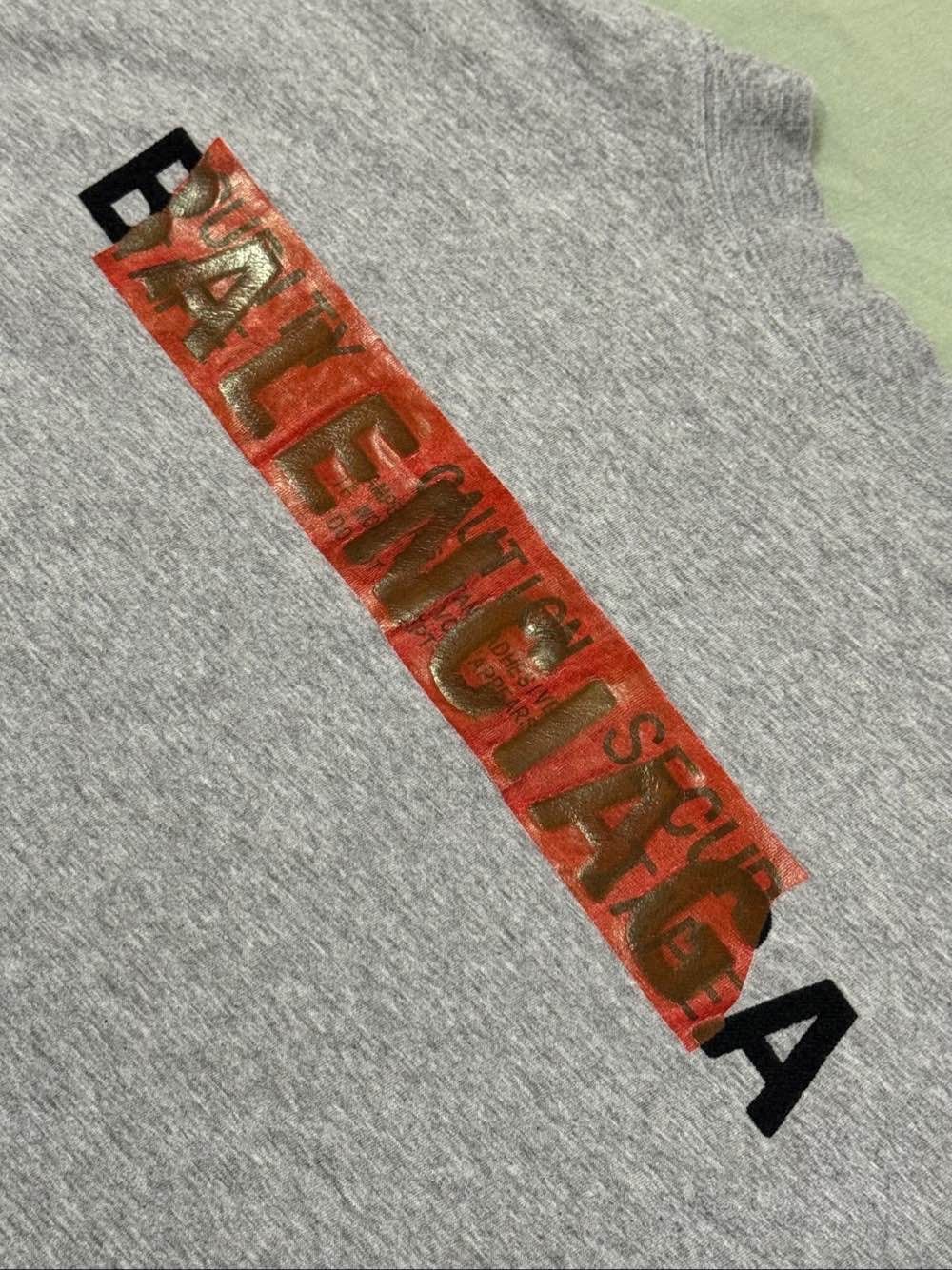 Balenciaga Balenciaga Caution Short Sleeve T-Shirt Size XXS Size US XXS / EU 40 - 6 Thumbnail