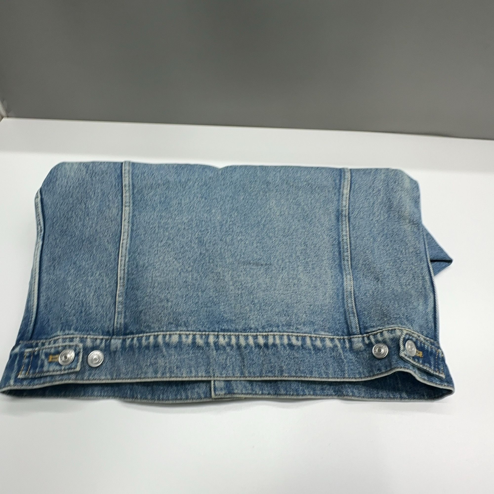 Balenciaga Balenciaga Logo Denim Jacket Size 52 Size US L / EU 52-54 / 3 - 14 Thumbnail