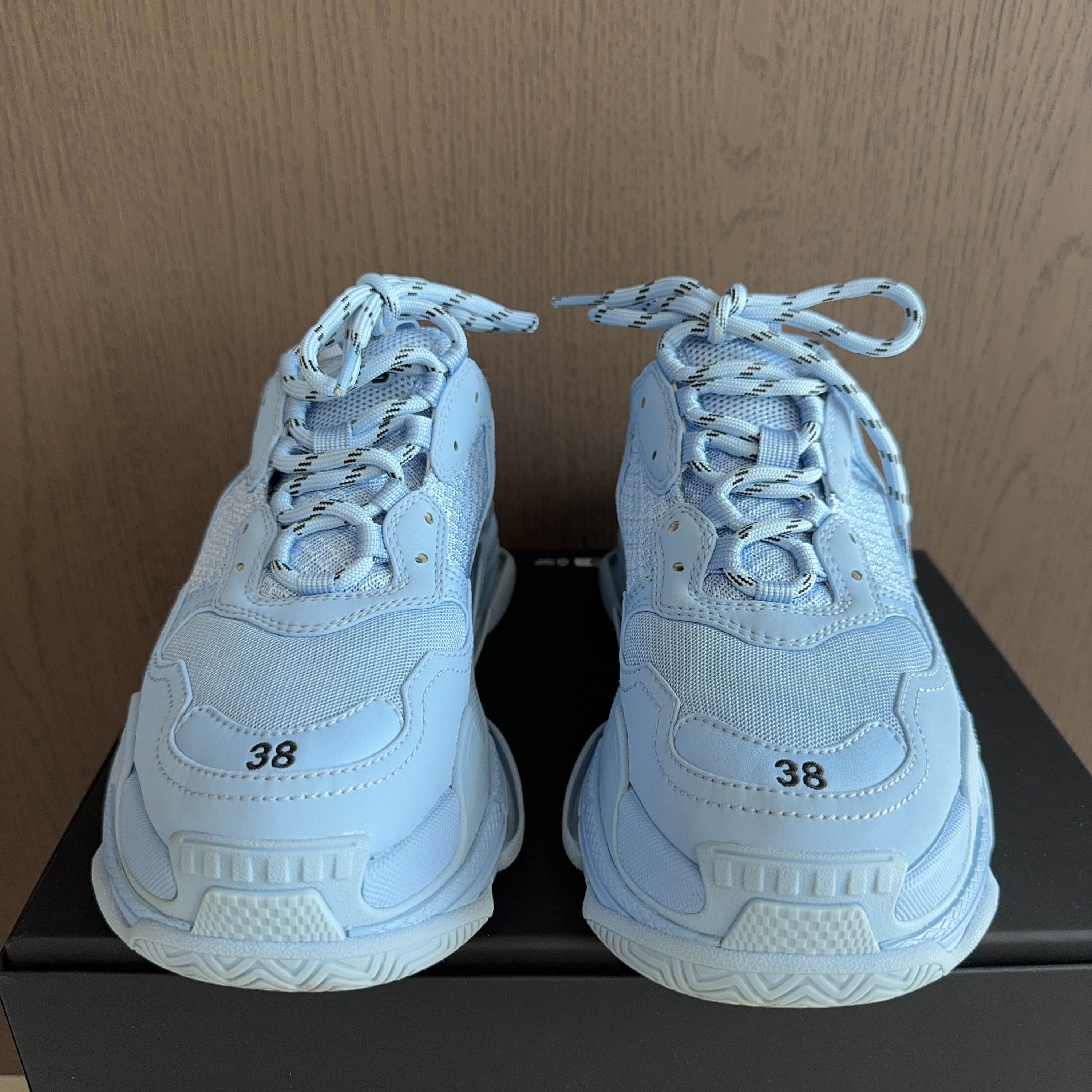 Balenciaga Balenciaga Triple S Sneakers Size 38 Size US 8 / IT 38 - 2 Thumbnail