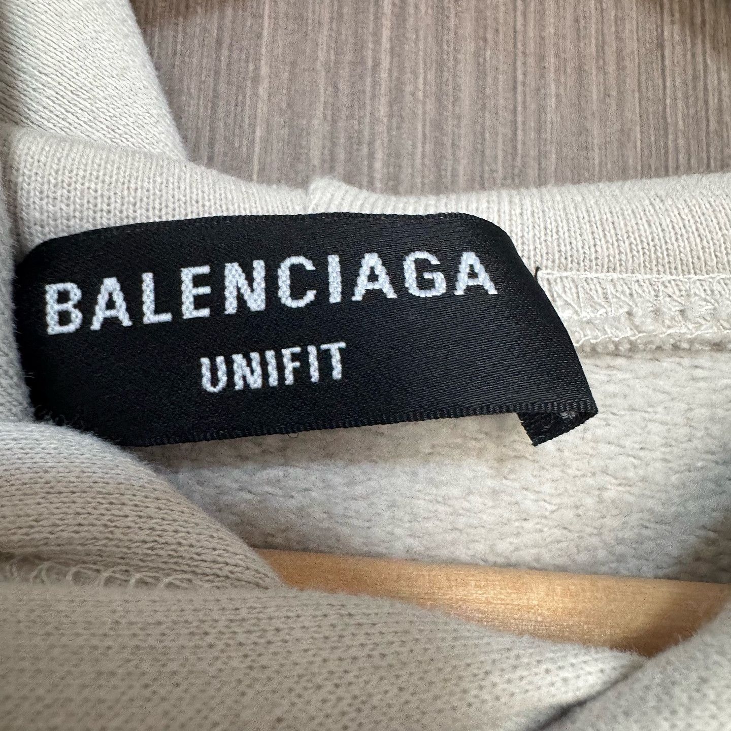 Balenciaga Balenciaga Paris Fashion Week Hoodie Size S Size US S / EU 44-46 / 1 - 3 Thumbnail