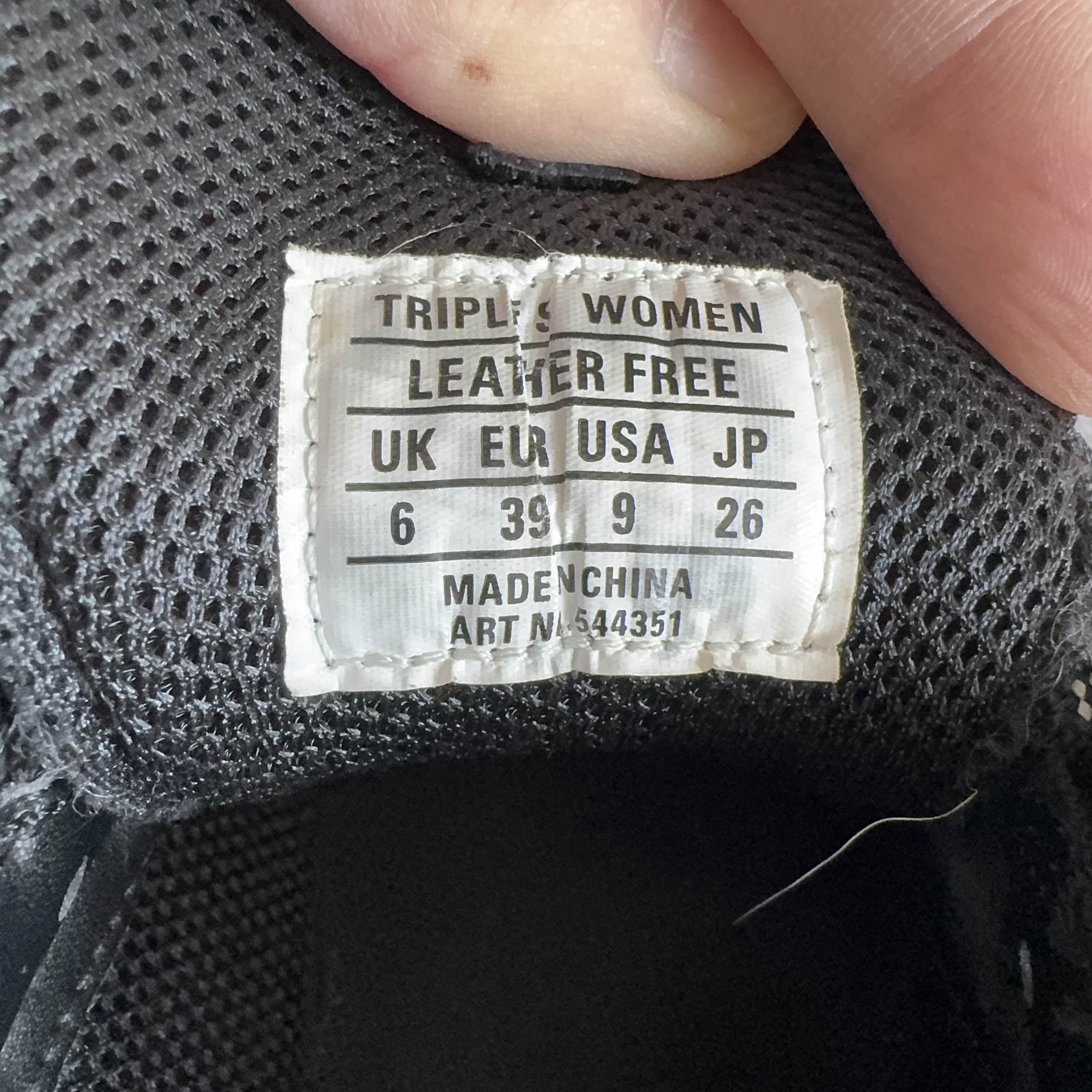 Balenciaga Balenciaga Triple S Clear Sole Sneakers Size 39 Size US 9 / IT 39 - 5 Thumbnail