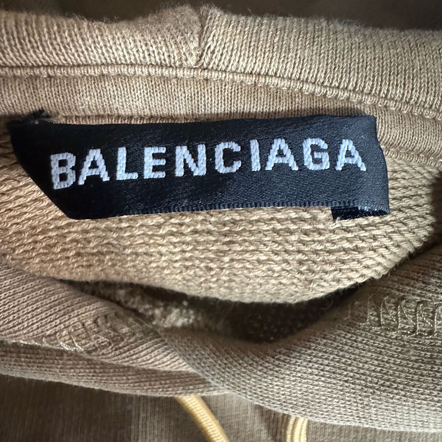 Balenciaga Balenciaga Laurel Logo Hoodie Beige Size XS Size US XS / EU 42 / 0 - 3 Thumbnail