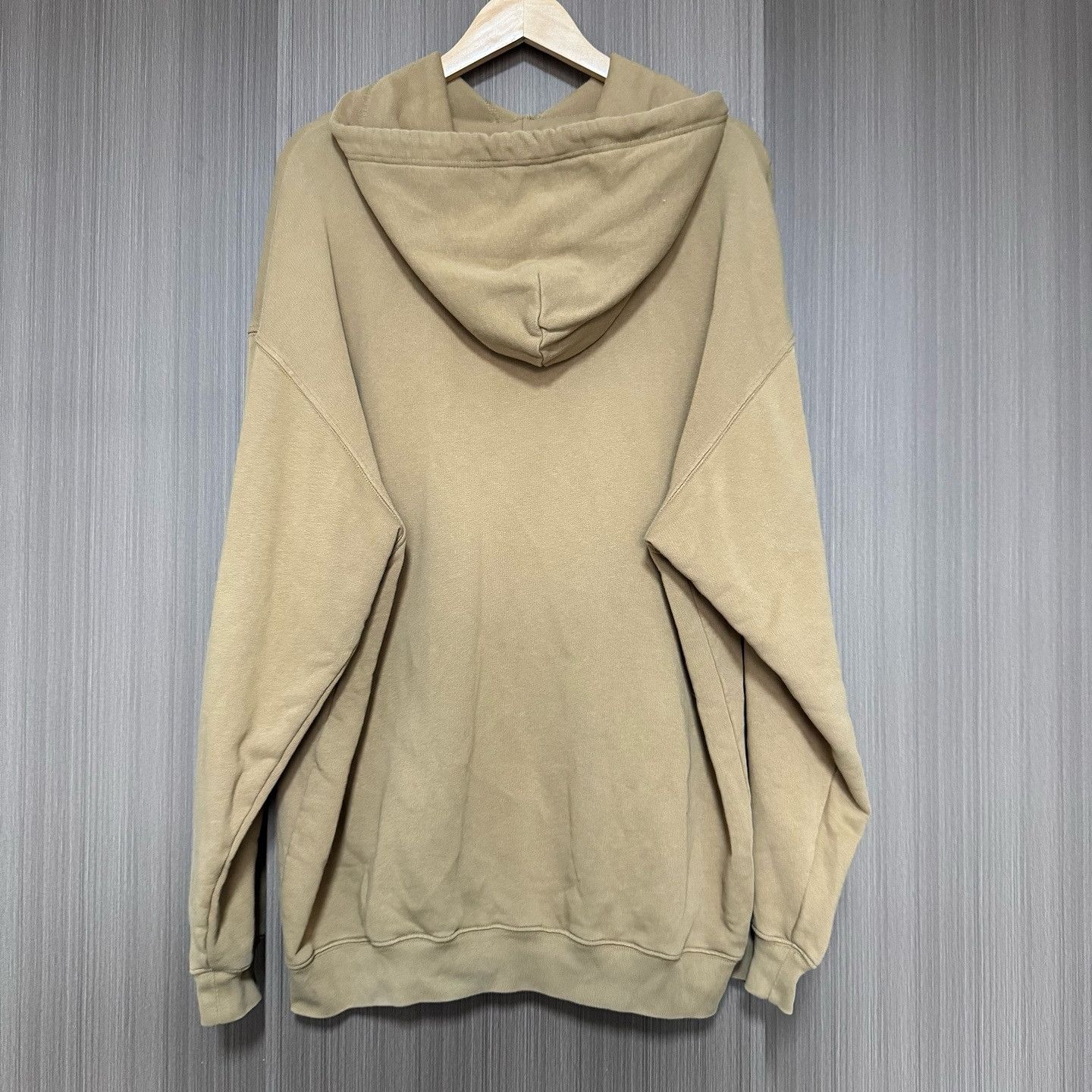 Balenciaga Balenciaga Laurel Logo Hoodie Beige Size XS Size US XS / EU 42 / 0 - 2 Thumbnail