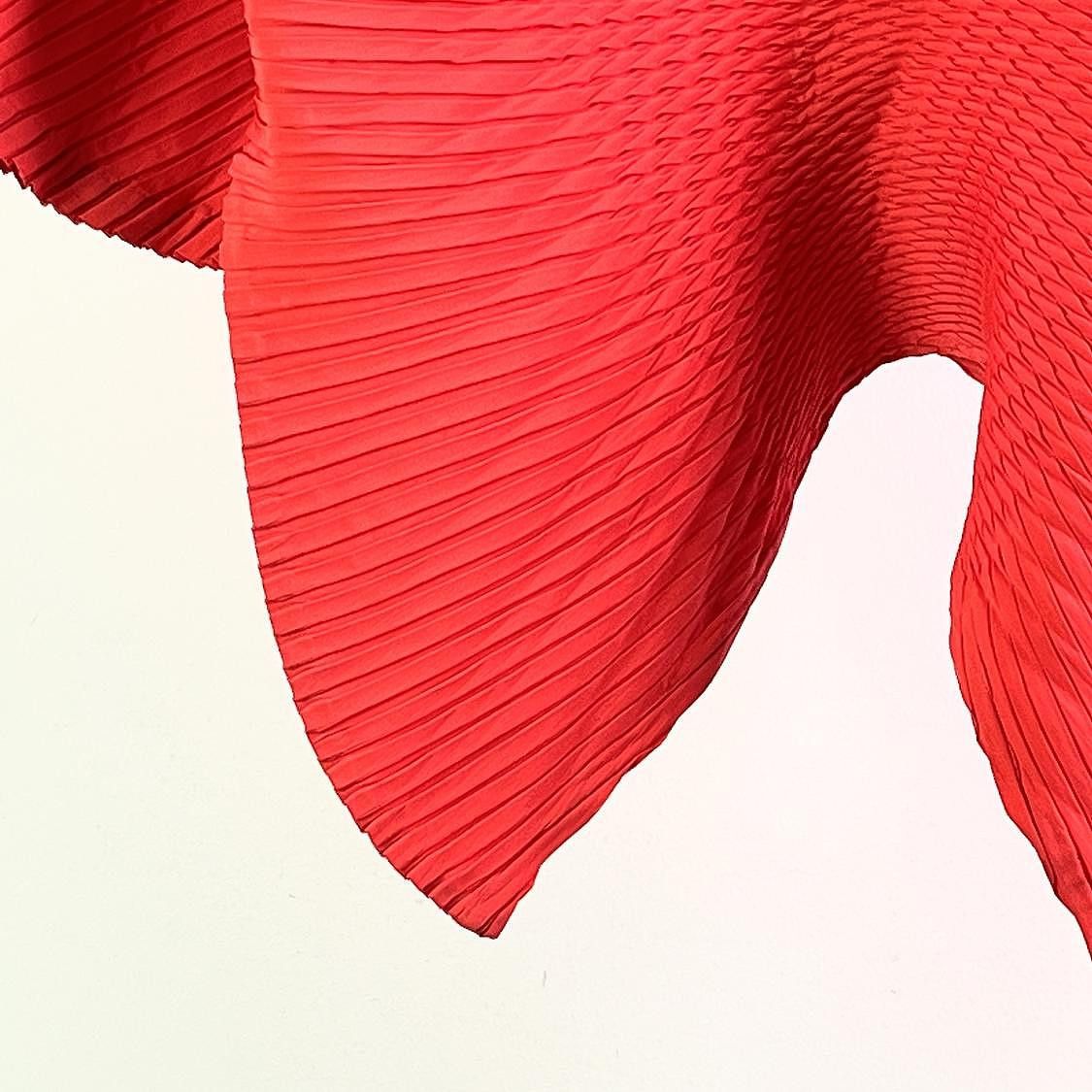 Issey Miyake Homme Plissé Issey Miyake Pleated Short Sleeve T-Shirt Size Size US M / EU 48-50 / 2 - 6 Thumbnail