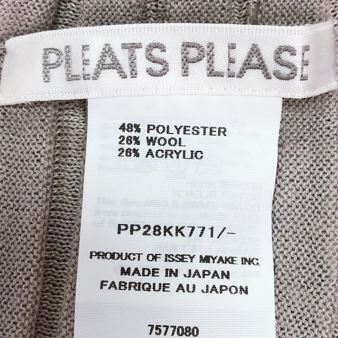 Pleats Please Issey Miyake Pleats Please Issey Miyake Gray Pleated Sleeveless Top OS Size ONE SIZE - 4 Thumbnail