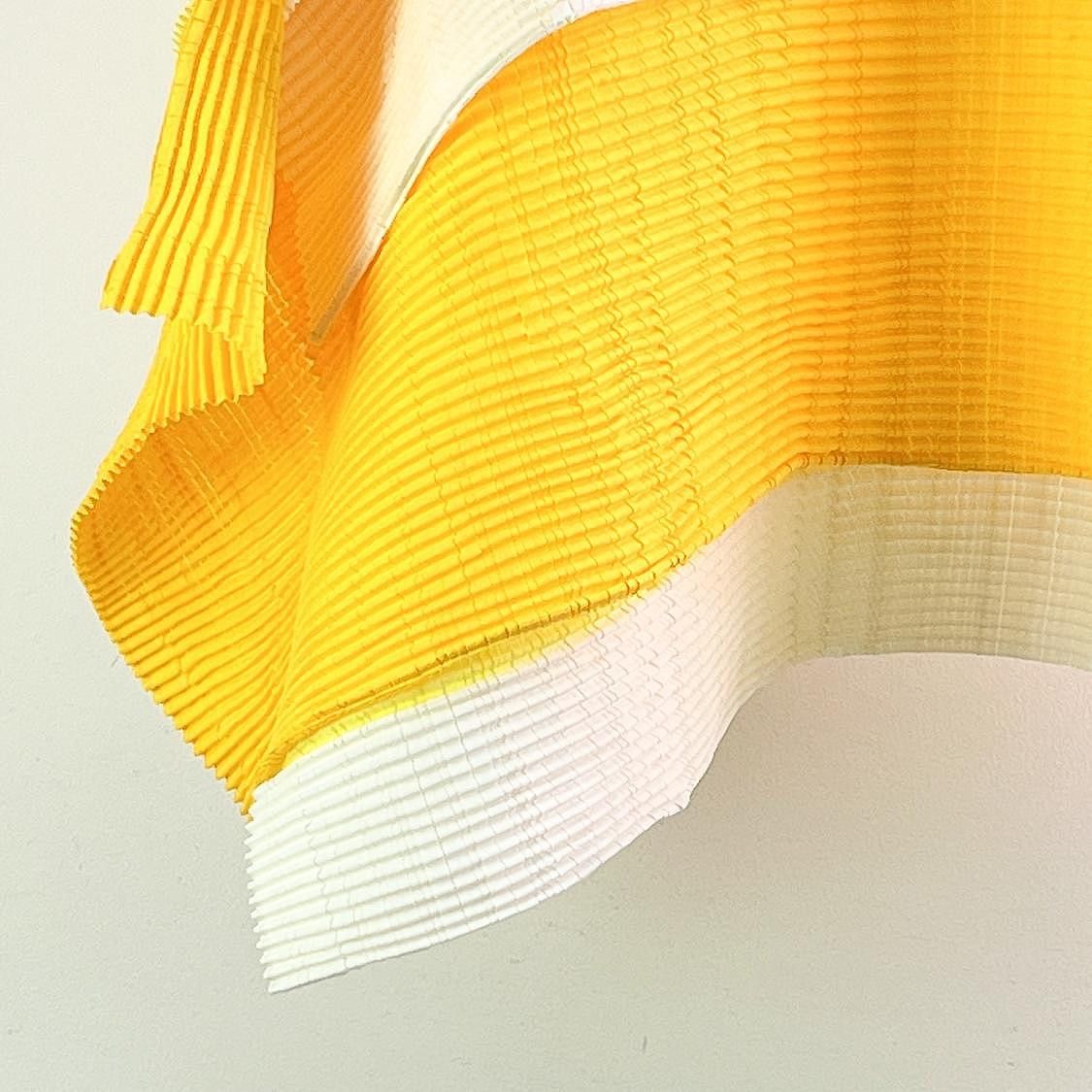 Issey Miyake Issey Miyake Yellow Pleated Top Size 2 Size M / US 6-8 / IT 42-44 - 6 Thumbnail