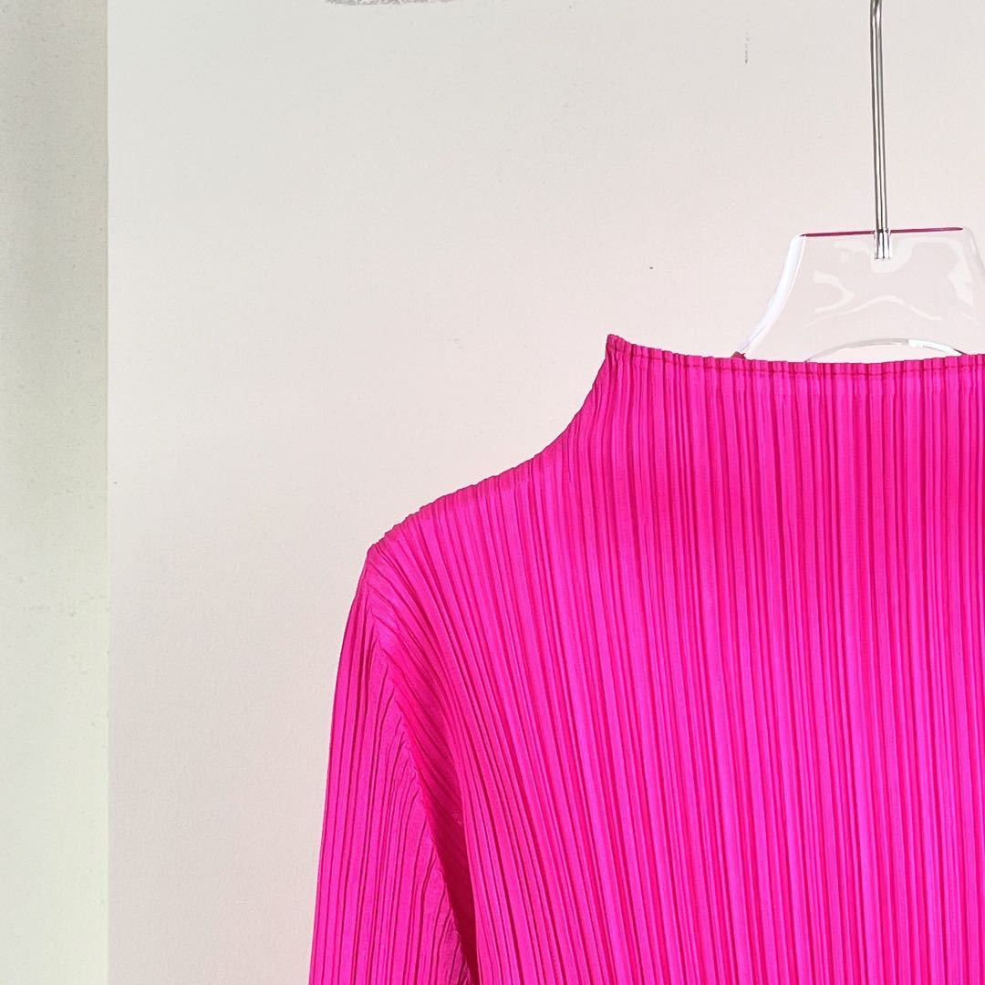 Pleats Please Issey Miyake Pleats Please Issey Miyake Pink Pleated Top Size 3 Size M / US 6-8 / IT 42-44 - 5 Thumbnail