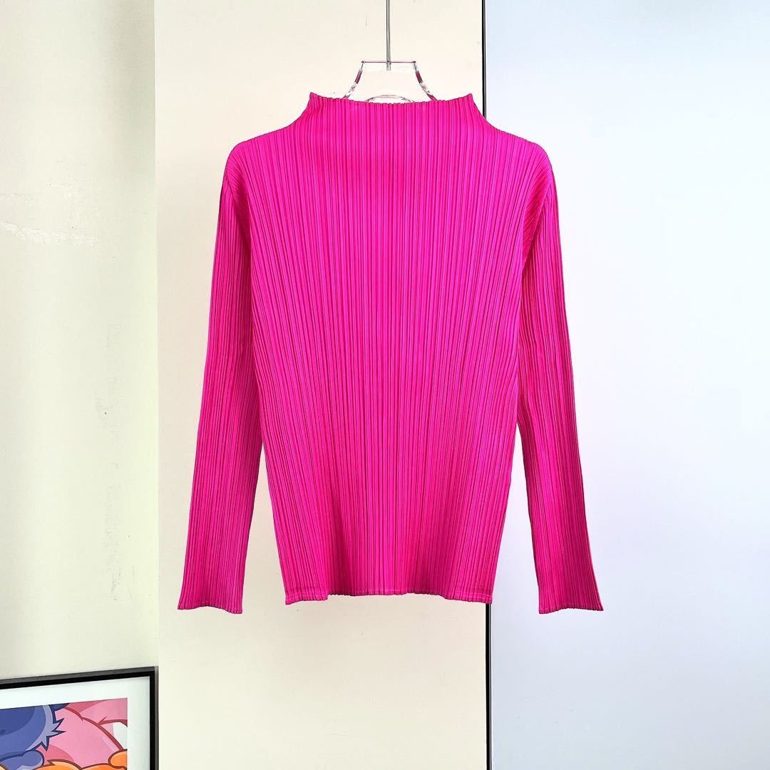 Pleats Please Issey Miyake Pleats Please Issey Miyake Pink Pleated Top Size 3 Size M / US 6-8 / IT 42-44 - 2 Thumbnail