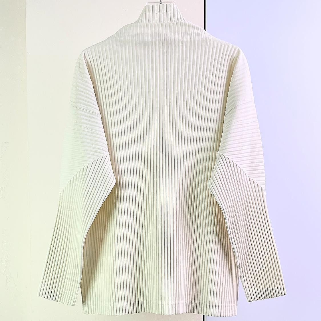 Issey Miyake Homme Plissé Issey Miyake Pleated Mock Neck Top Size M Size US M / EU 48-50 / 2 - 2 Thumbnail