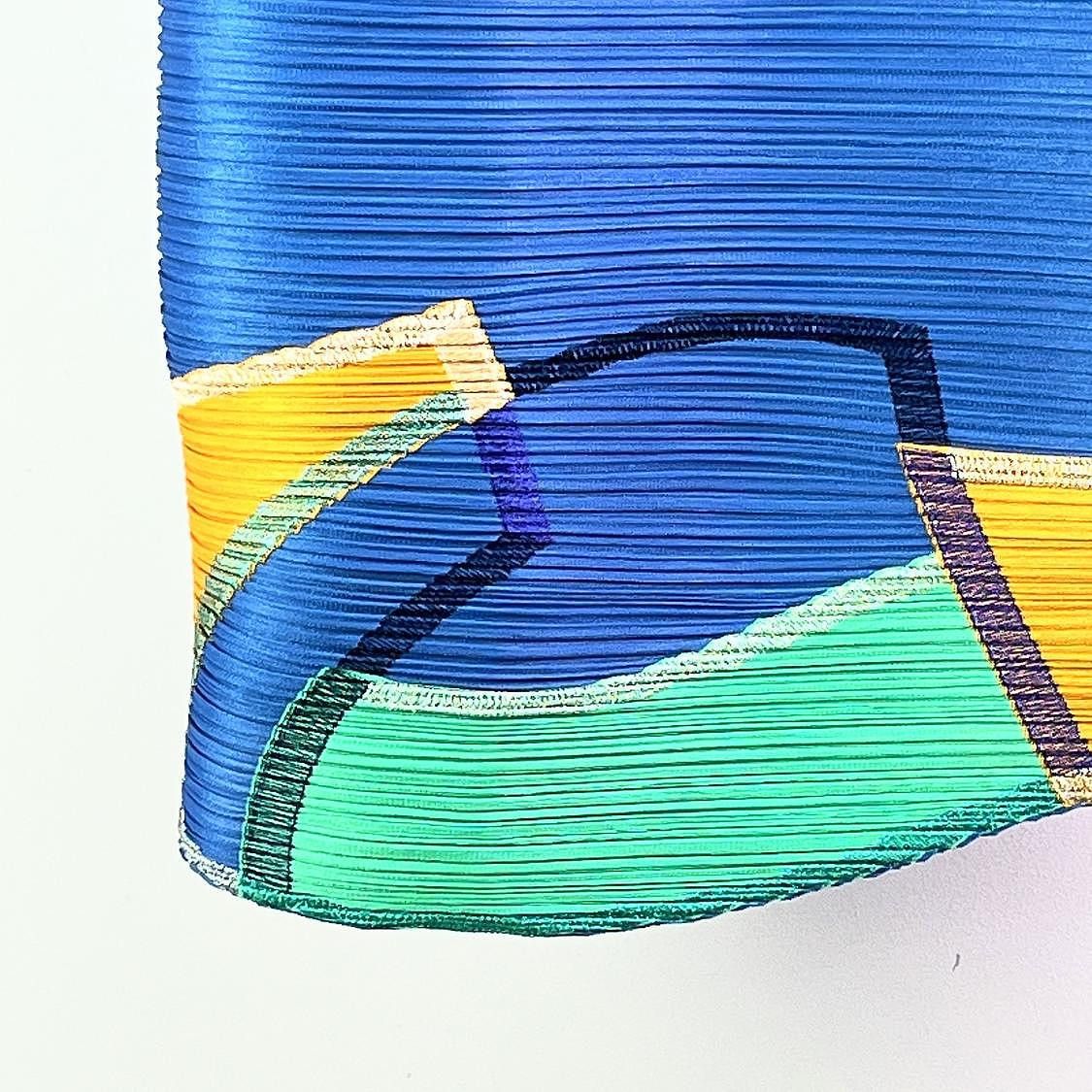 Pleats Please Issey Miyake Pleats Please Issey Miyake Graphic Pleats Top Size 3 Size M / US 6-8 / IT 42-44 - 6 Thumbnail