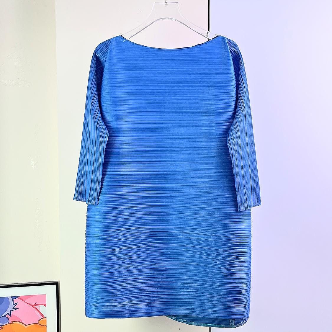 Pleats Please Issey Miyake Pleats Please Issey Miyake Graphic Pleats Top Size 3 Size M / US 6-8 / IT 42-44 - 2 Thumbnail