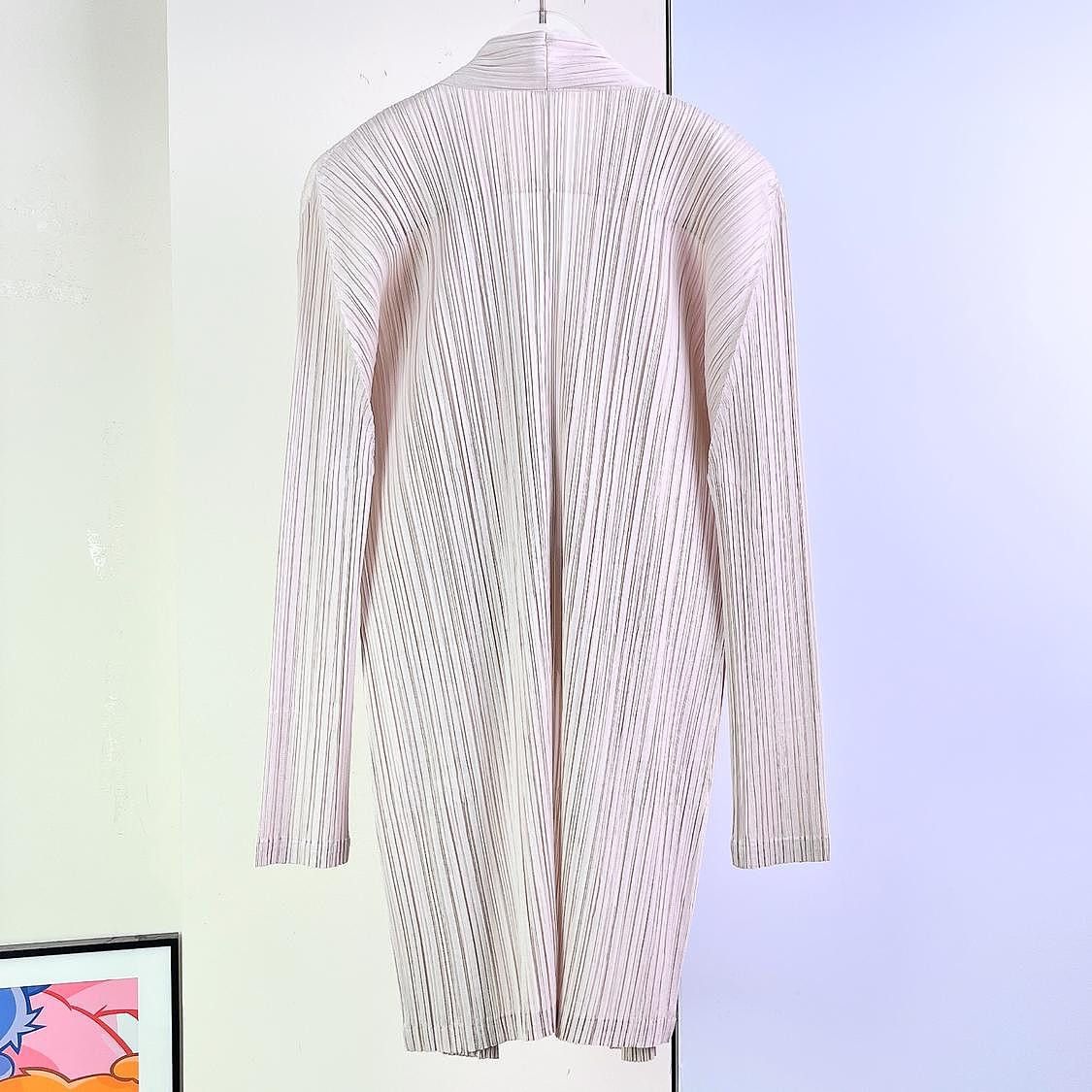 Pleats Please Issey Miyake Pleats Please Issey Miyake Pleated Cardigan Size 3 Size M / US 6-8 / IT 42-44 - 2 Thumbnail