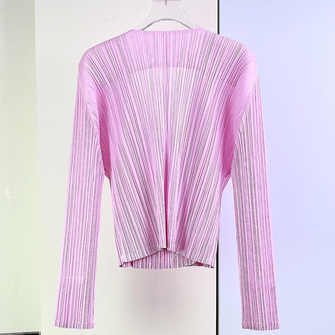 Pleats Please Issey Miyake PLEATS PLEASE ISSEY MIYAKE Pink Pleated Long Sleeve Top Size Size XL / US 12-14 / IT 48-50 - 2 Thumbnail