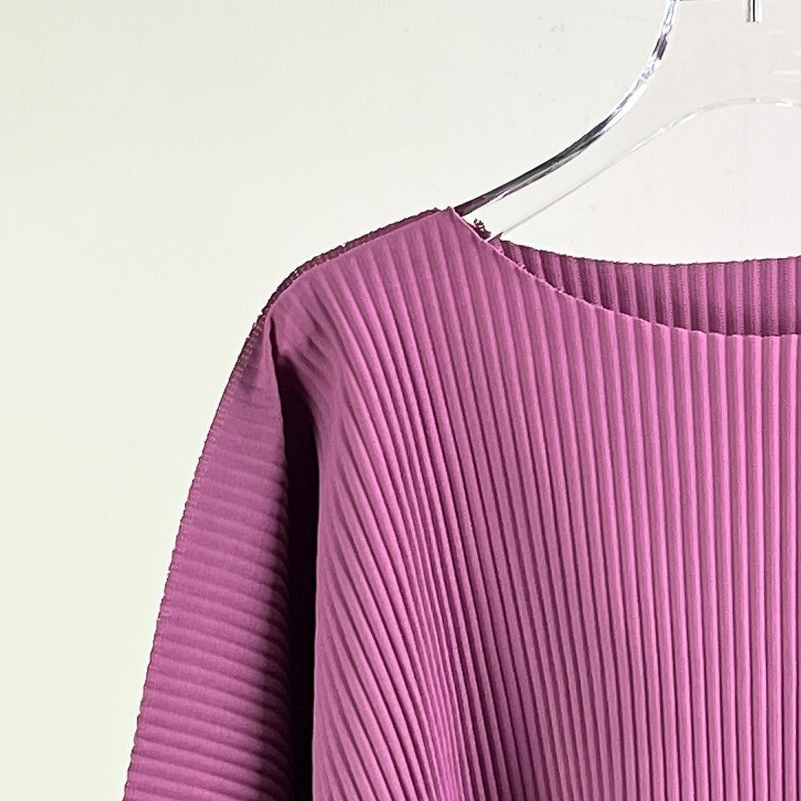 Issey Miyake Issey Miyake me Pleated Top Size OS Size ONE SIZE - 5 Thumbnail