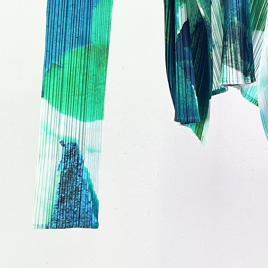Pleats Please Issey Miyake Pleats Please Issey Miyake Green Pleated Button Up Size 4 Size L / US 10 / IT 46 - 5 Thumbnail