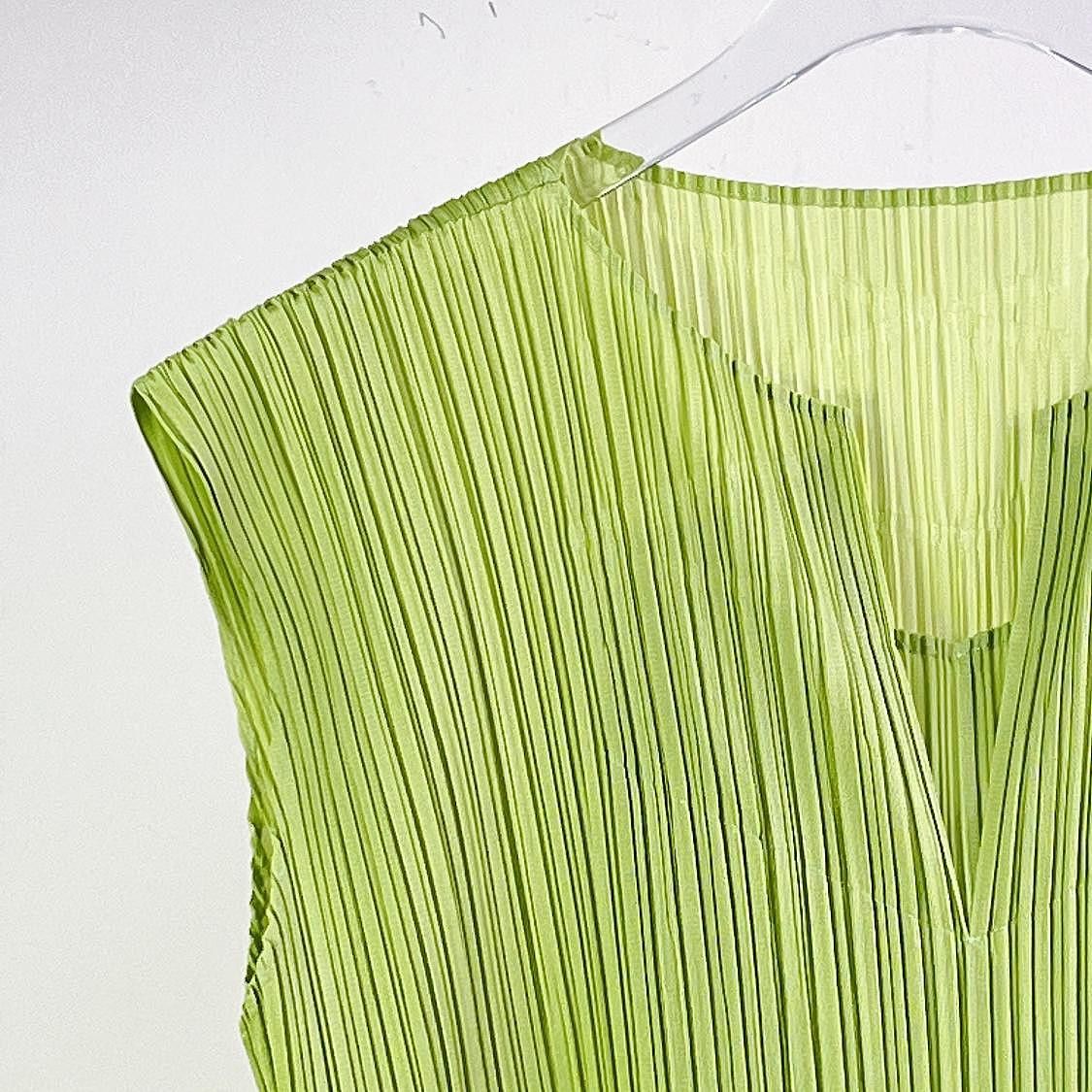 Pleats Please Issey Miyake PLEATS PLEASE ISSEY MIYAKE Pleated Midi Dress Size 2 Size M / US 6-8 / IT 42-44 - 3 Thumbnail