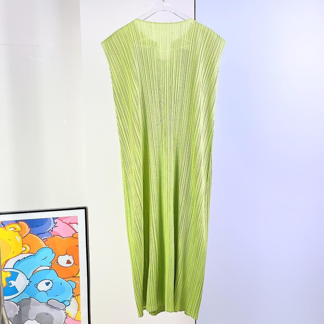 Pleats Please Issey Miyake PLEATS PLEASE ISSEY MIYAKE Pleated Midi Dress Size 2 Size M / US 6-8 / IT 42-44 - 2 Thumbnail