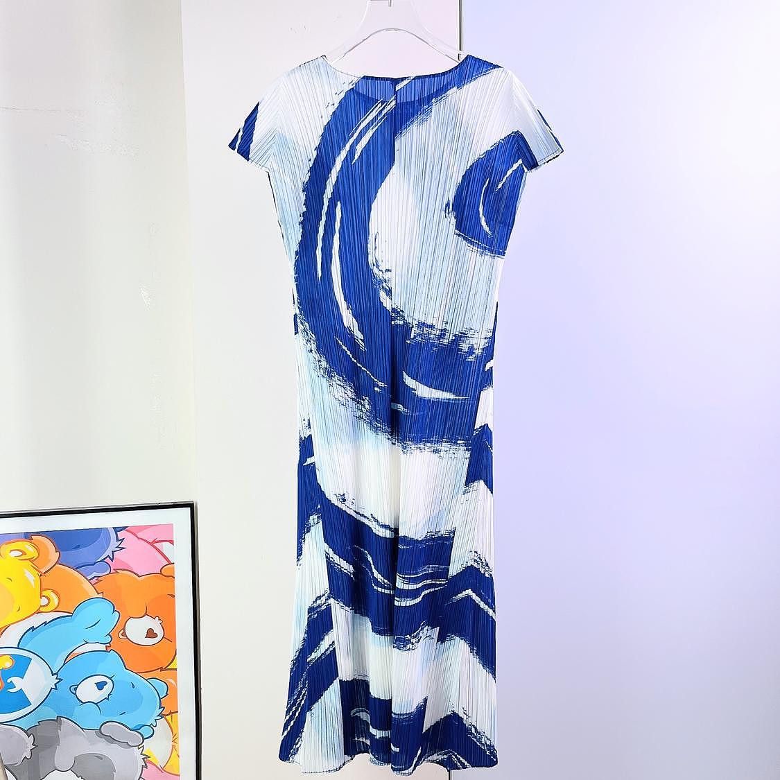 Pleats Please Issey Miyake Pleats Please Issey Miyake Blue Print Maxi Dress Size 3 Size M / US 6-8 / IT 42-44 - 2 Thumbnail
