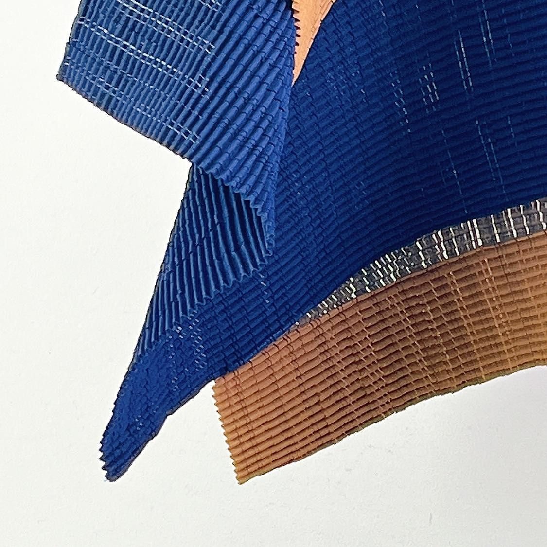 Issey Miyake Issey Miyake Pleated Top Size 2 Size M / US 6-8 / IT 42-44 - 5 Thumbnail