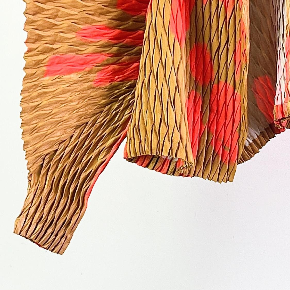 Issey Miyake Issey Miyake Pleated Patterned Cardigan Size 2 Size M / US 6-8 / IT 42-44 - 5 Thumbnail