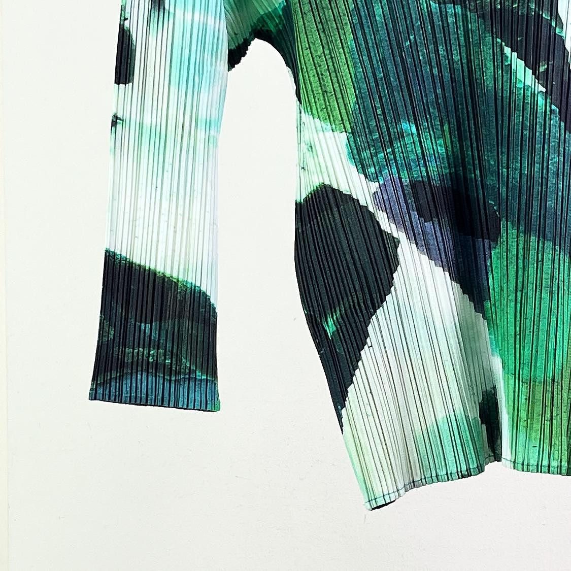 Pleats Please Issey Miyake Pleats Please Issey Miyake Abstract Print Long Sleeve Size 3 Size M / US 6-8 / IT 42-44 - 6 Thumbnail