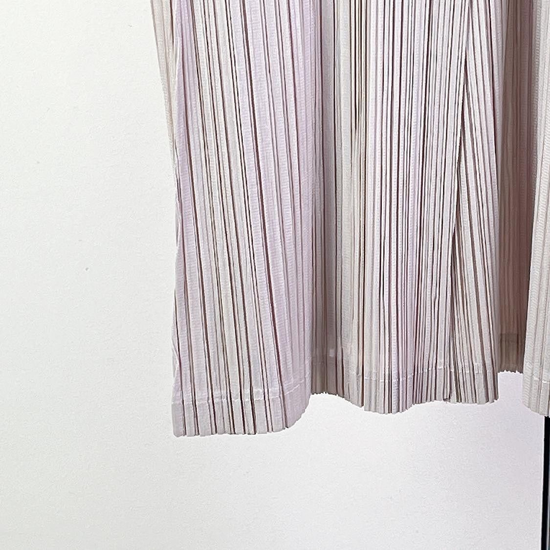 Pleats Please Issey Miyake Pleats Please Issey Miyake Pleated Long Sleeve Top Size 3 Size M / US 6-8 / IT 42-44 - 5 Thumbnail