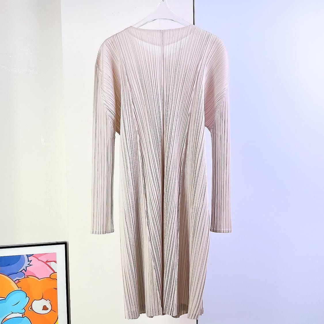 Pleats Please Issey Miyake Pleats Please Issey Miyake Pleated Long Sleeve Top Size 3 Size M / US 6-8 / IT 42-44 - 2 Thumbnail