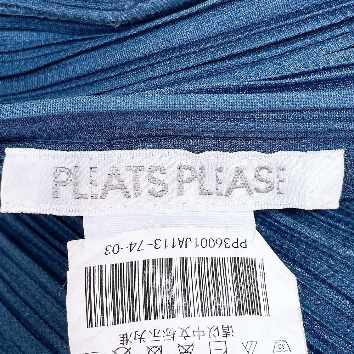 Pleats Please Issey Miyake Pleats Please Issey Miyake Blue Pleated Coat Size 3 Size M / US 6-8 / IT 42-44 - 3 Thumbnail