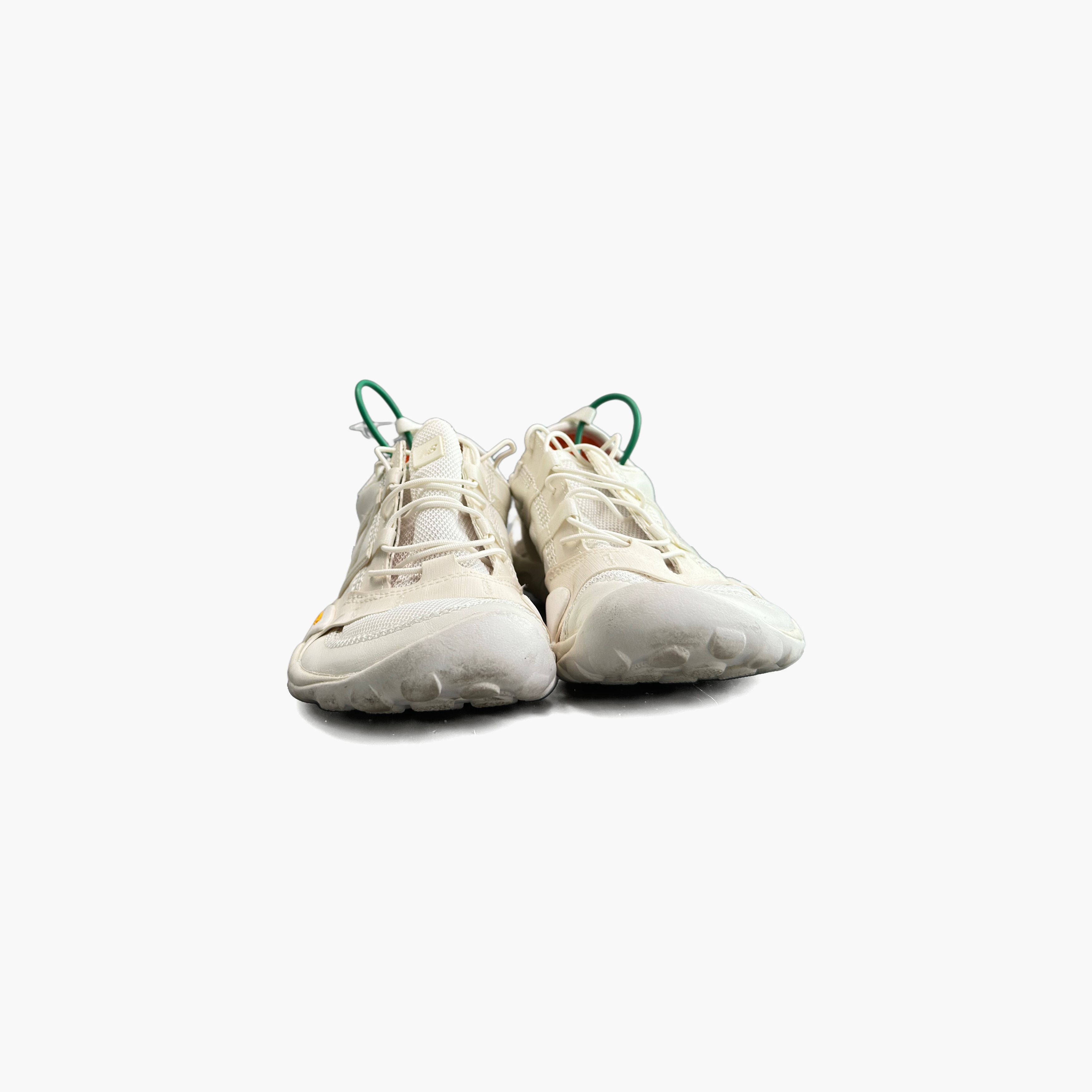 New Balance Issey Miyake x New Balance MT10 White Sneakers US 5 Size US 5 / EU 37 - 5 Thumbnail