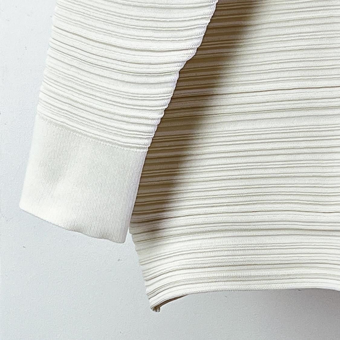 Pleats Please Issey Miyake PLEATS PLEASE ISSEY MIYAKE Pleated Mock Neck Sweater Size 00 Size XXS / US 00 / IT 34 - 5 Thumbnail