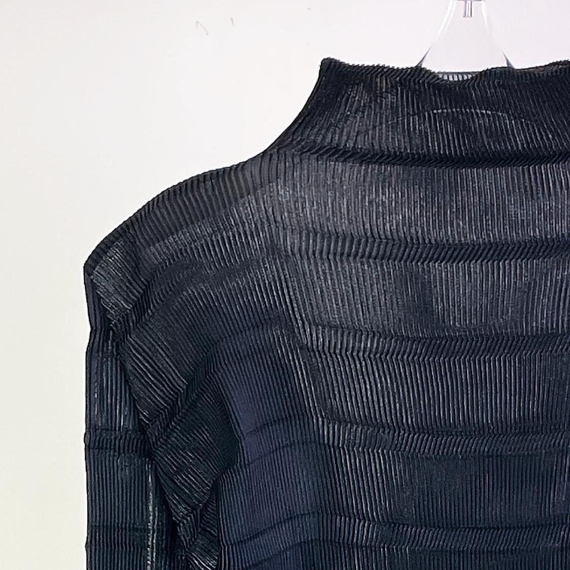 Issey Miyake Issey Miyake Pleated Knit Top Size M Size M / US 6-8 / IT 42-44 - 3 Thumbnail