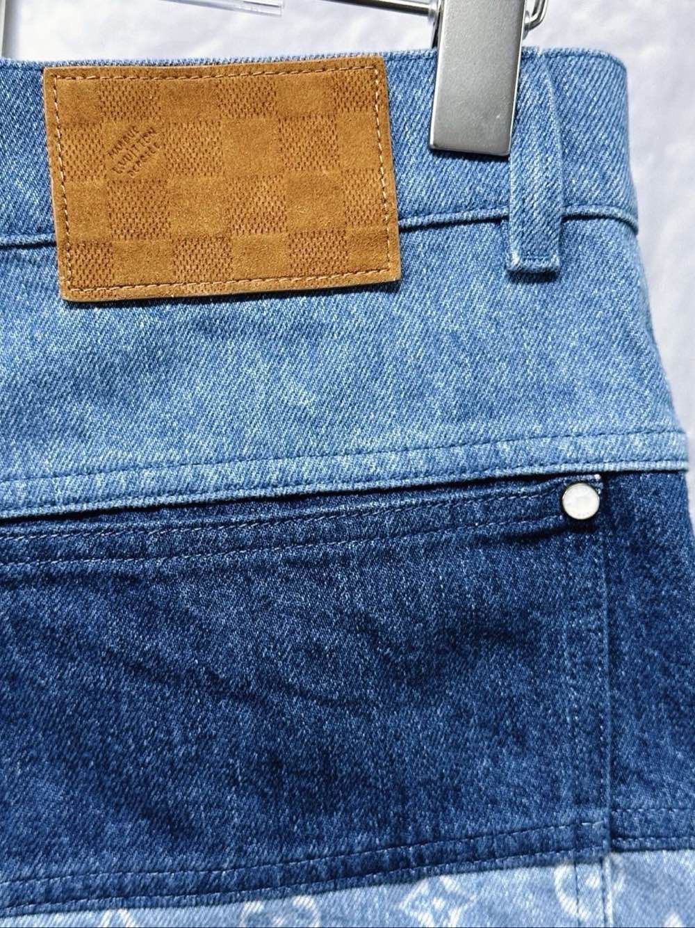 Louis Vuitton Louis Vuitton Patchwork Monogram Shorts Size 29 Size US 29 - 6 Thumbnail