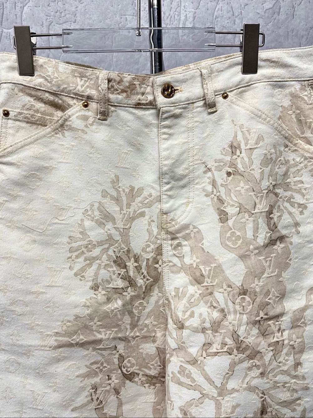 Louis Vuitton Louis Vuitton Floral Monogram Jacquard Shorts Size 31 Size US 31 - 8 Thumbnail