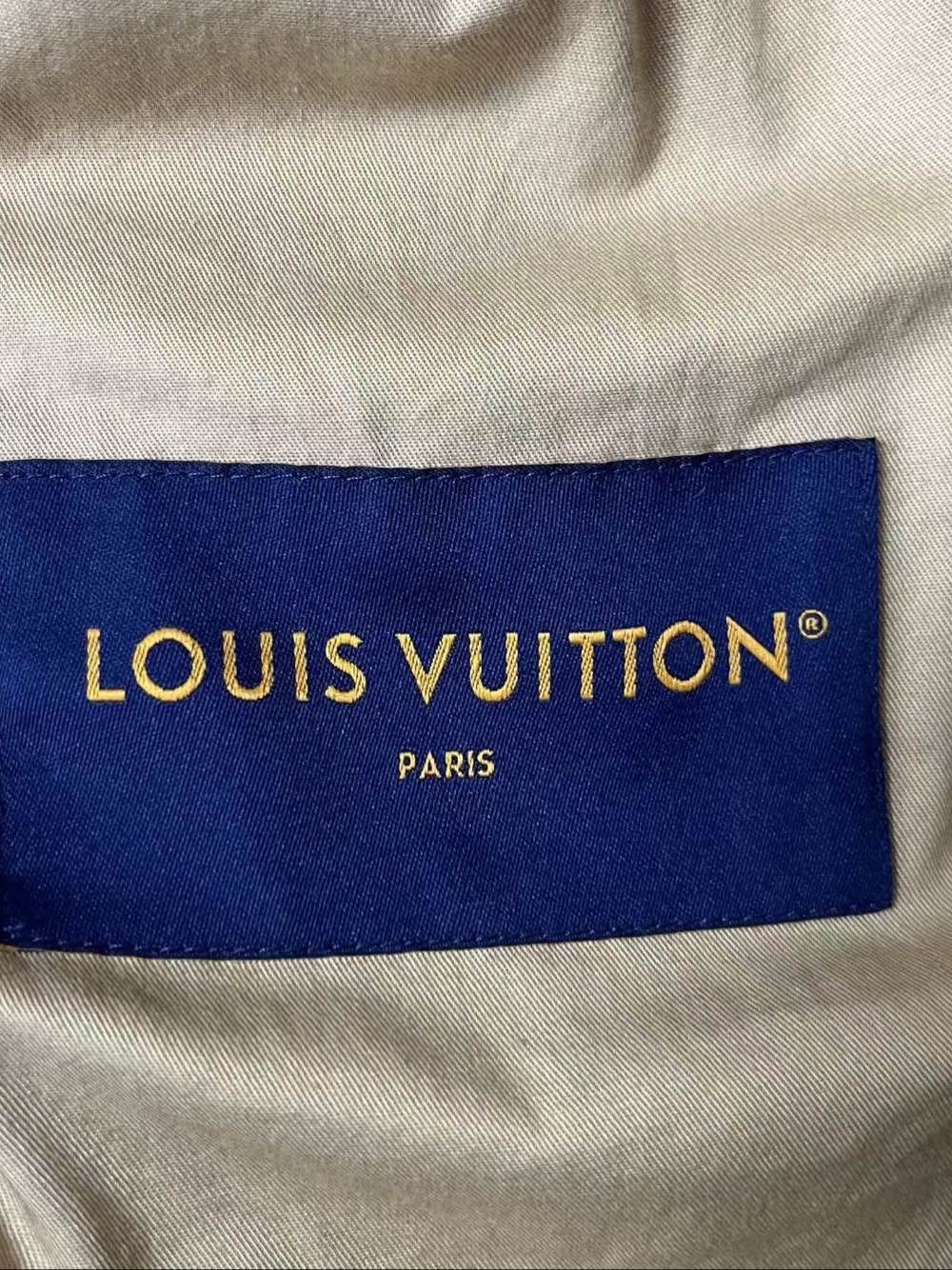 Louis Vuitton Louis Vuitton Monogram Logo Zip Jacket Beige Size 46 Size US S / EU 44-46 / 1 - 3 Thumbnail