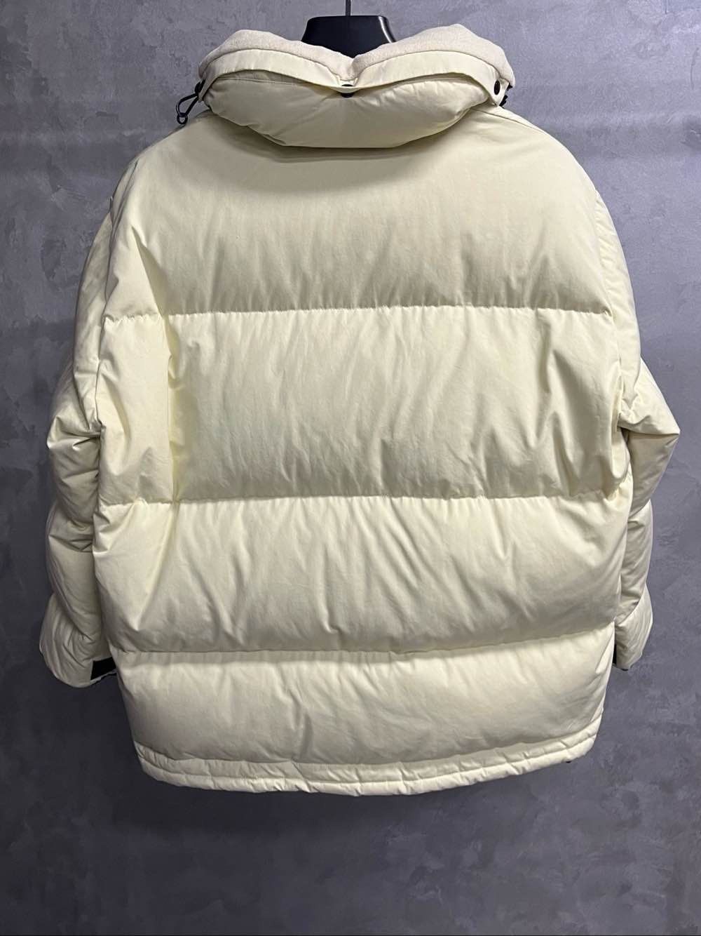 Louis Vuitton Louis Vuitton Monogram Lining Down Jacket Size 36 Size XS / US 0-2 / IT 36-38 - 2 Thumbnail