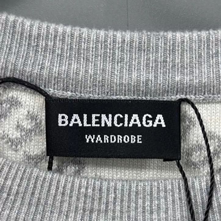 Balenciaga Gray Logo Print Long Sleeve Sweater S Size US S / EU 44-46 / 1 - 4 Thumbnail