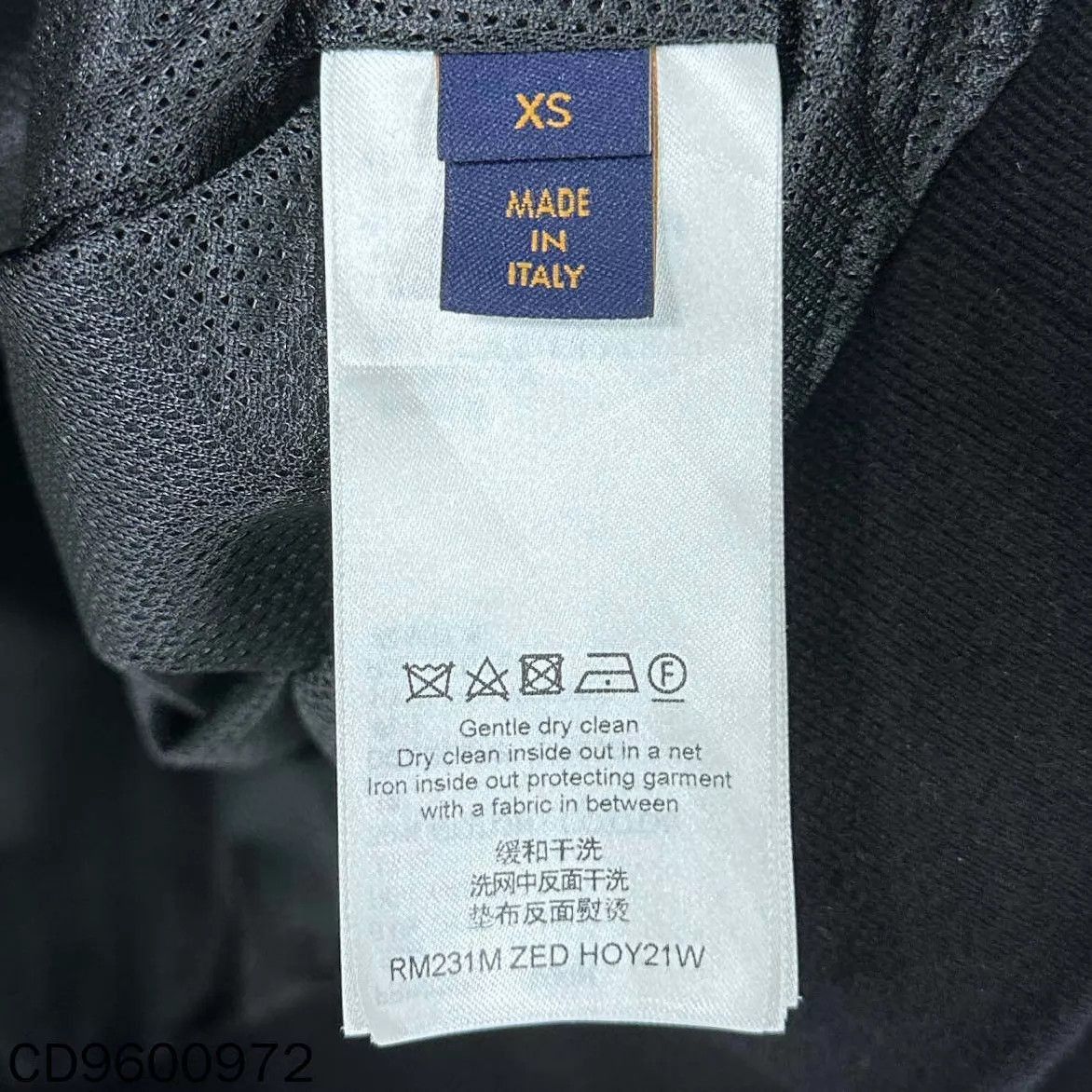 Louis Vuitton Black Zip-Up Jacket with Patterned Sleeves - XS Size US XS / EU 42 / 0 - 2 Thumbnail
