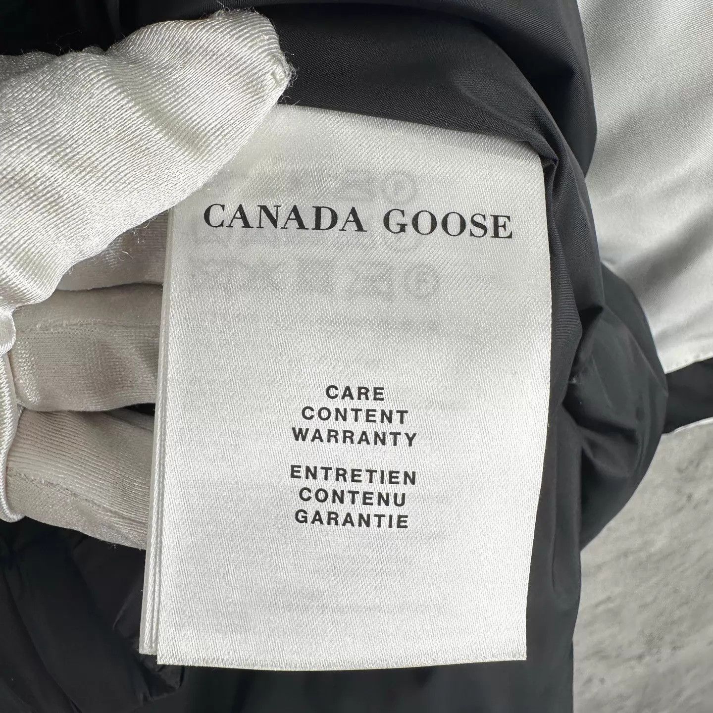 Canada Goose White Heavy Winter Coat with Fur Trimmed Hood - XXL Size US XXL / EU 58 / 5 - 8 Thumbnail