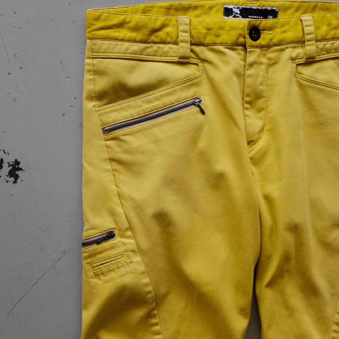 Oakley Yellow Casual Pants Size 36 Size US 36 / EU 52 - 3 Thumbnail