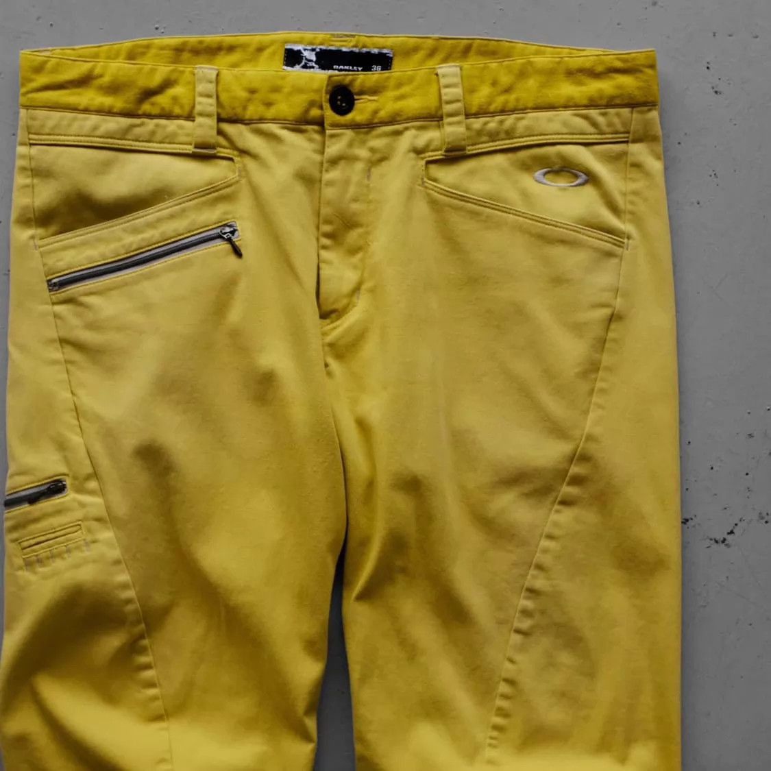 Oakley Yellow Casual Pants Size 36 Size US 36 / EU 52 - 6 Thumbnail