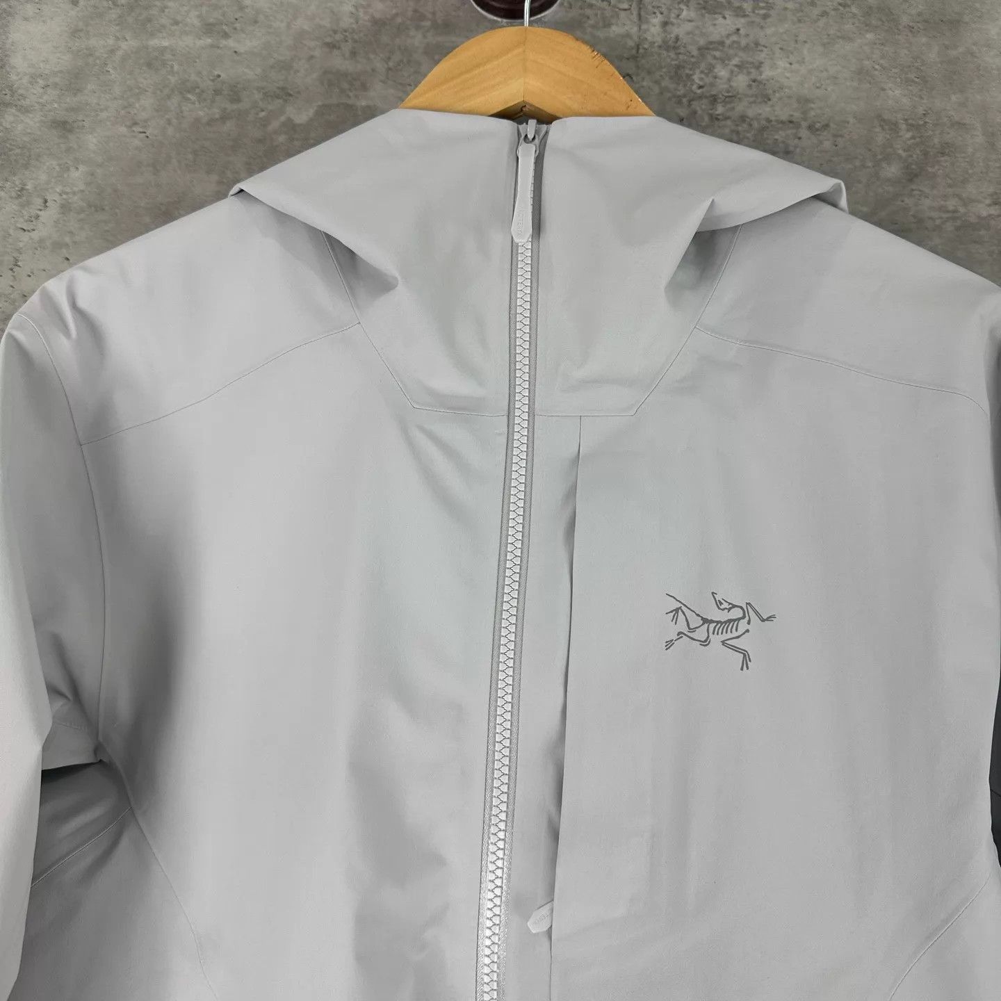 Arc'teryx Gray Hooded Light Jacket Size US S / EU 44-46 / 1 - 4 Thumbnail