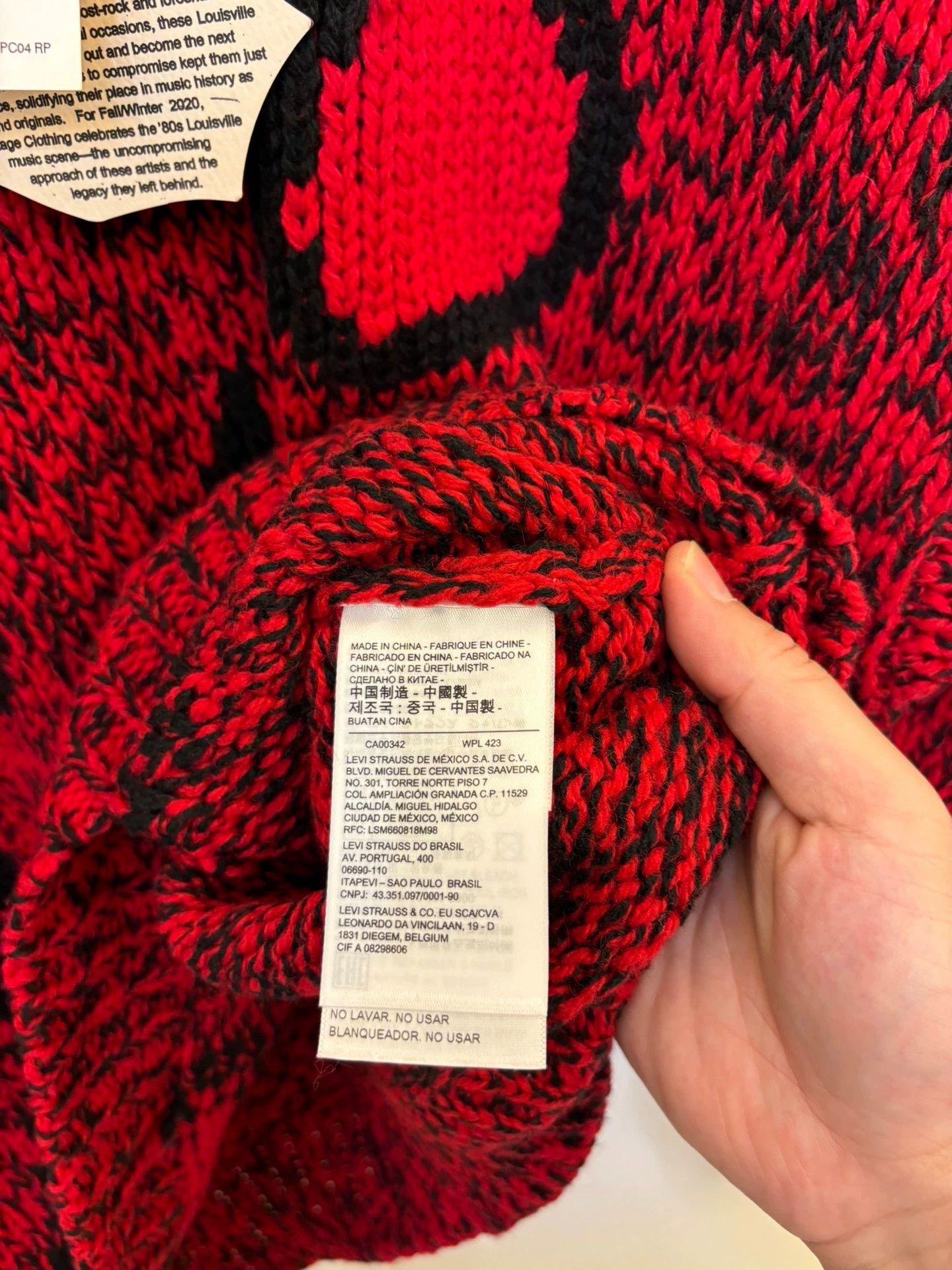 Levi's Red Textured Knit Sweater, Size M Size US M / EU 48-50 / 2 - 3 Thumbnail