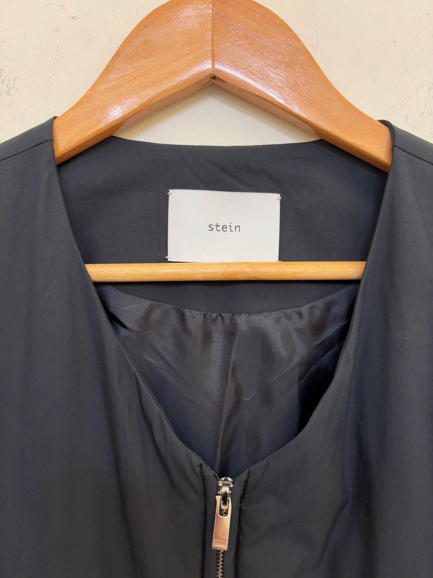 Stein Black Zip-Front Sleeveless Vest Size US M / EU 48-50 / 2 - 2 Thumbnail