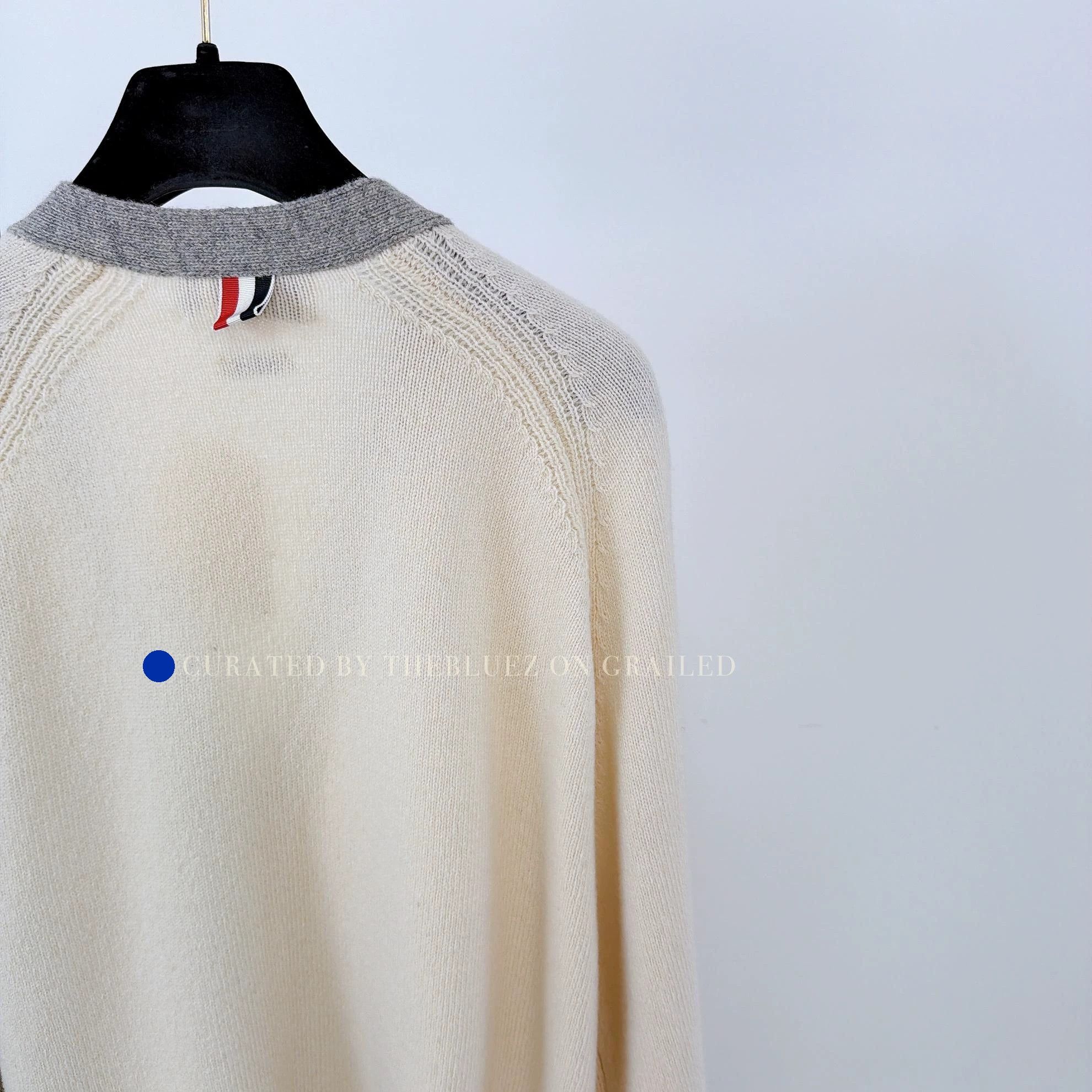 Thom Browne Beige V-Neck Cardigan with Striped Sleeves Size L Size US L / EU 52-54 / 3 - 4 Thumbnail