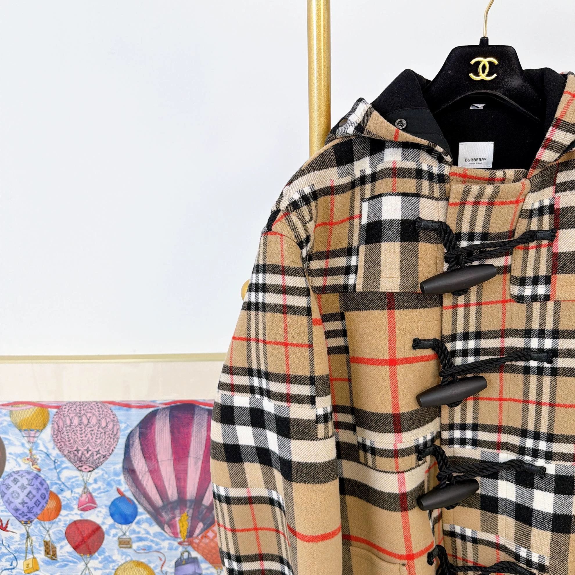 Burberry Plaid Toggle-Closure Hooded Coat Size US M / EU 48-50 / 2 - 3 Thumbnail